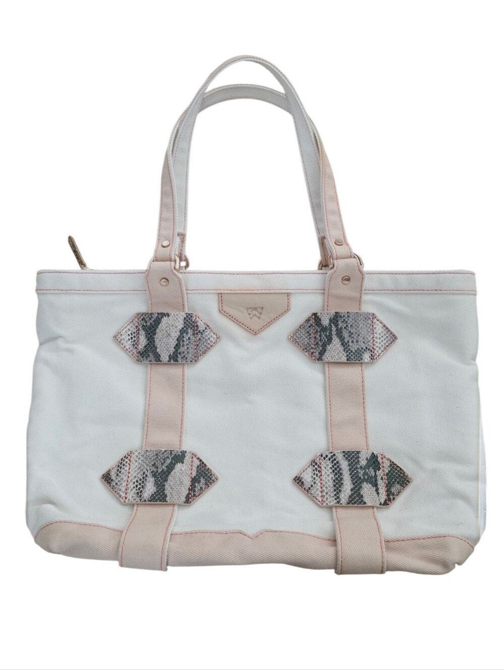 Kelly Wynne Out Of Tow Tote